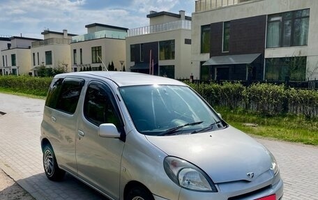 Toyota FunCargo, 2000 год, 230 000 рублей, 24 фотография