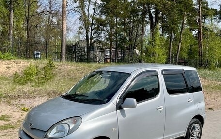 Toyota FunCargo, 2000 год, 230 000 рублей, 21 фотография