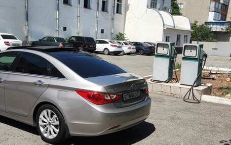 Hyundai Sonata VI, 2011 год, 1 210 000 рублей, 4 фотография