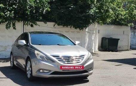 Hyundai Sonata VI, 2011 год, 1 210 000 рублей, 6 фотография