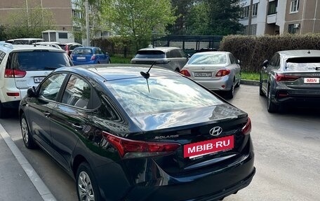 Hyundai Solaris II рестайлинг, 2022 год, 1 870 000 рублей, 3 фотография