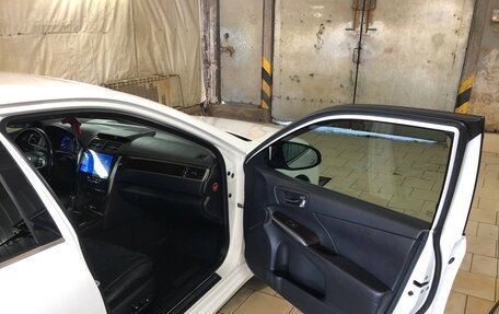 Toyota Camry, 2016 год, 2 450 000 рублей, 18 фотография