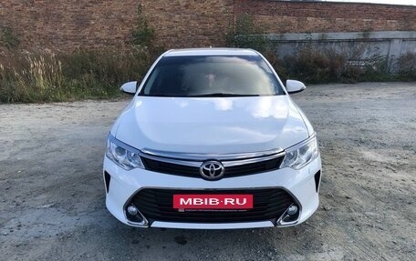 Toyota Camry, 2016 год, 2 450 000 рублей, 8 фотография