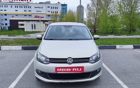Volkswagen Polo VI (EU Market), 2010 год, 595 000 рублей, 3 фотография