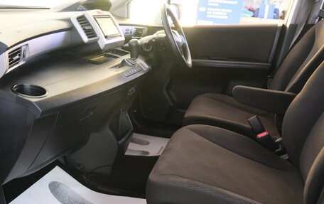 Honda Freed I, 2013 год, 1 149 000 рублей, 20 фотография