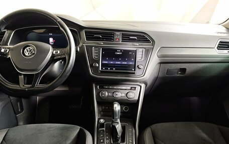 Volkswagen Tiguan II, 2017 год, 2 095 000 рублей, 14 фотография