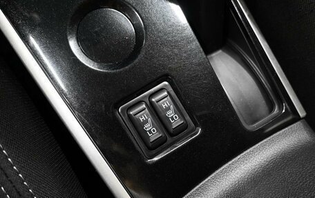 Mitsubishi Outlander III рестайлинг 3, 2018 год, 1 895 000 рублей, 21 фотография