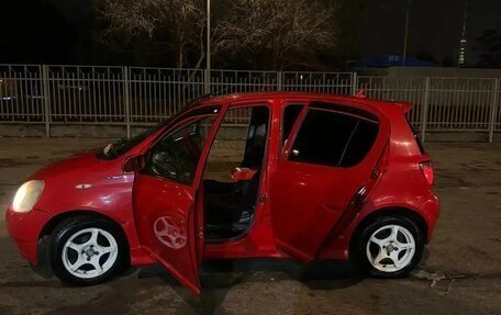 Toyota Vitz, 2000 год, 230 000 рублей, 3 фотография