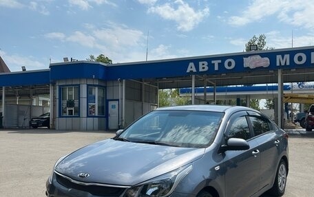 KIA Rio IV, 2017 год, 1 295 000 рублей, 3 фотография