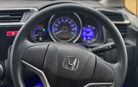 Honda Fit III, 2016 год, 1 150 000 рублей, 7 фотография