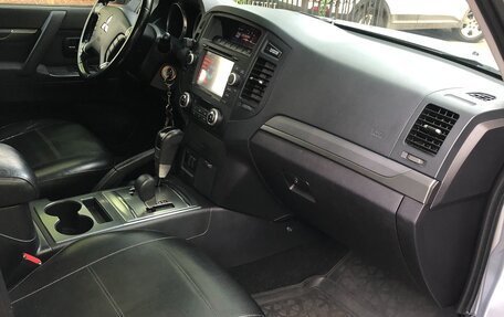 Mitsubishi Pajero IV, 2011 год, 1 711 000 рублей, 10 фотография