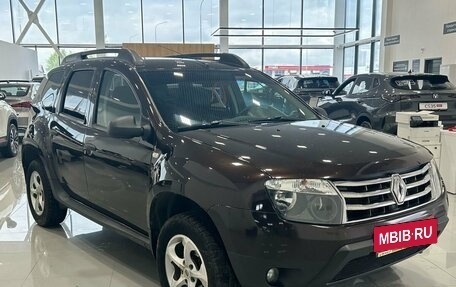 Renault Duster I рестайлинг, 2014 год, 959 000 рублей, 3 фотография