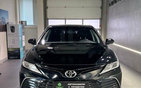 Toyota Camry, 2022 год, 2 730 000 рублей, 3 фотография