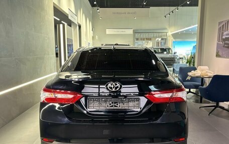 Toyota Camry, 2022 год, 2 730 000 рублей, 6 фотография