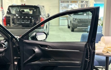 Toyota Camry, 2022 год, 2 730 000 рублей, 8 фотография
