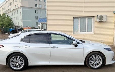 Toyota Camry, 2019 год, 2 088 000 рублей, 4 фотография