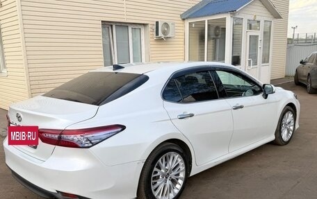 Toyota Camry, 2019 год, 2 088 000 рублей, 2 фотография
