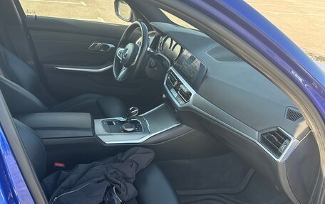 BMW 3 серия, 2019 год, 3 540 000 рублей, 10 фотография
