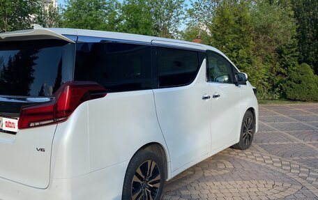 Toyota Alphard III, 2021 год, 6 100 000 рублей, 6 фотография