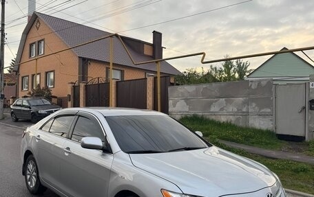 Toyota Camry, 2006 год, 1 050 000 рублей, 2 фотография