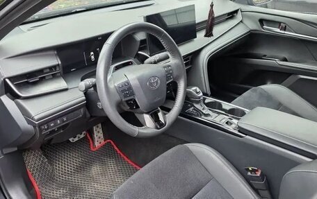 Toyota Camry, 2025 год, 3 950 000 рублей, 10 фотография