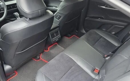 Toyota Camry, 2025 год, 3 950 000 рублей, 11 фотография
