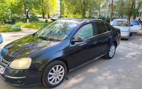 Volkswagen Jetta VI, 2007 год, 700 000 рублей, 2 фотография