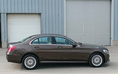 Mercedes-Benz C-Класс, 2017 год, 2 500 000 рублей, 5 фотография