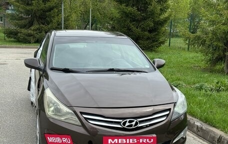 Hyundai Solaris II рестайлинг, 2016 год, 325 000 рублей, 22 фотография