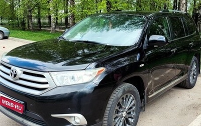 Toyota Highlander III, 2011 год, 1 800 000 рублей, 1 фотография