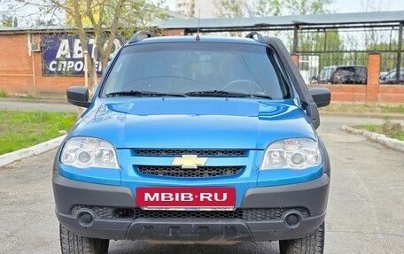 Chevrolet Niva I рестайлинг, 2016 год, 699 000 рублей, 2 фотография