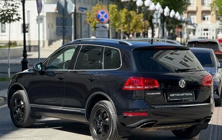 Volkswagen Touareg III, 2011 год, 2 399 999 рублей, 17 фотография