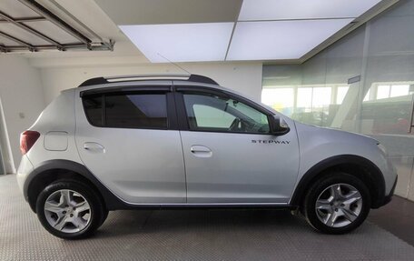 Renault Sandero II рестайлинг, 2021 год, 1 299 000 рублей, 5 фотография