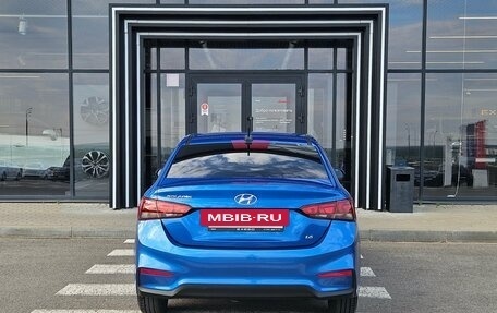Hyundai Solaris II рестайлинг, 2018 год, 1 350 000 рублей, 5 фотография