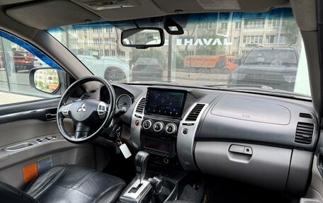 Mitsubishi Pajero Sport II рестайлинг, 2014 год, 1 590 000 рублей, 9 фотография
