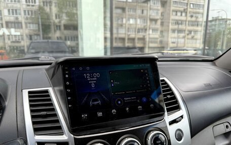 Mitsubishi Pajero Sport II рестайлинг, 2014 год, 1 590 000 рублей, 12 фотография