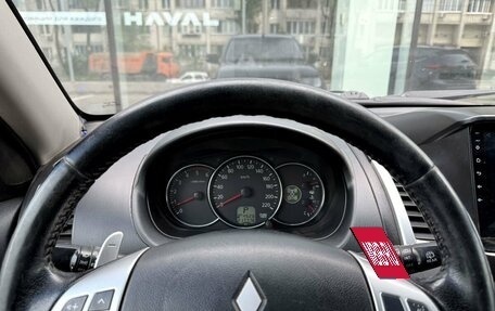 Mitsubishi Pajero Sport II рестайлинг, 2014 год, 1 590 000 рублей, 14 фотография
