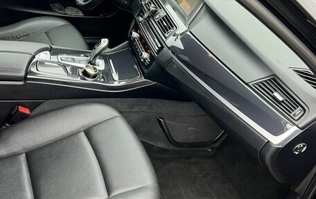 BMW 5 серия, 2016 год, 1 800 000 рублей, 8 фотография