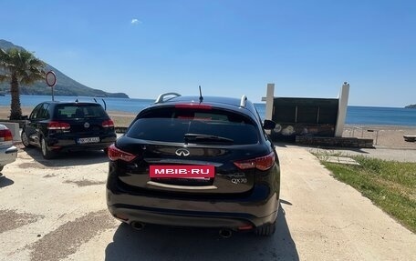 Infiniti QX70, 2014 год, 3 000 000 рублей, 6 фотография