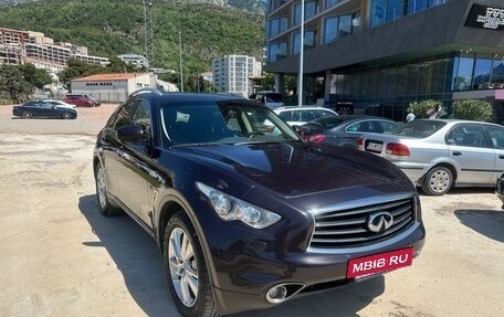 Infiniti QX70, 2014 год, 3 000 000 рублей, 3 фотография