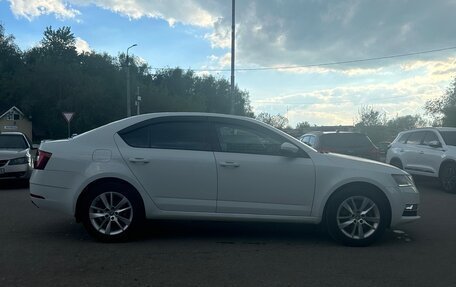 Skoda Octavia, 2019 год, 1 800 000 рублей, 3 фотография