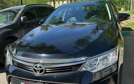 Toyota Camry, 2016 год, 1 990 000 рублей, 10 фотография
