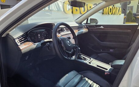 Volkswagen Passat B8 рестайлинг, 2018 год, 2 650 000 рублей, 6 фотография