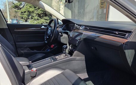 Volkswagen Passat B8 рестайлинг, 2018 год, 2 650 000 рублей, 8 фотография