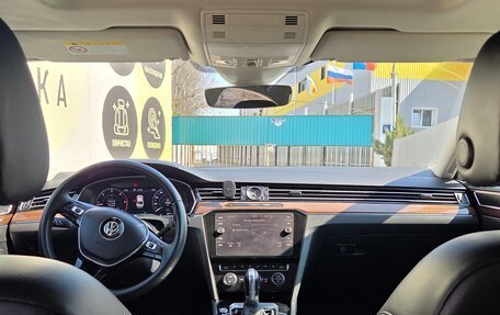 Volkswagen Passat B8 рестайлинг, 2018 год, 2 650 000 рублей, 11 фотография