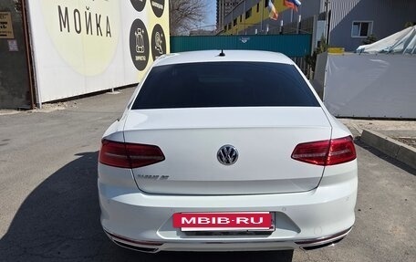 Volkswagen Passat B8 рестайлинг, 2018 год, 2 650 000 рублей, 4 фотография