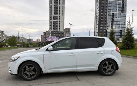 KIA cee'd I рестайлинг, 2011 год, 650 000 рублей, 4 фотография