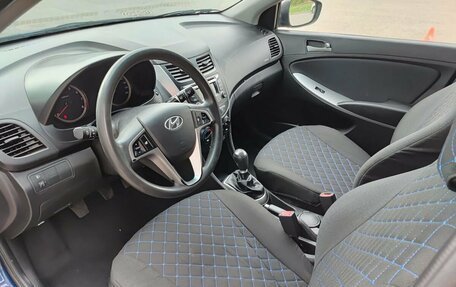 Hyundai Solaris II рестайлинг, 2015 год, 799 800 рублей, 20 фотография