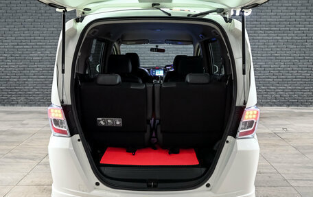 Honda Freed I, 2012 год, 1 270 000 рублей, 7 фотография