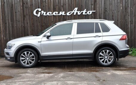 Volkswagen Tiguan II, 2017 год, 1 950 000 рублей, 2 фотография